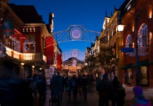 Straßenüberspannungen in Berlin - Phantasialand, Brühl - Foto: MK Illumination, Peter Wieler